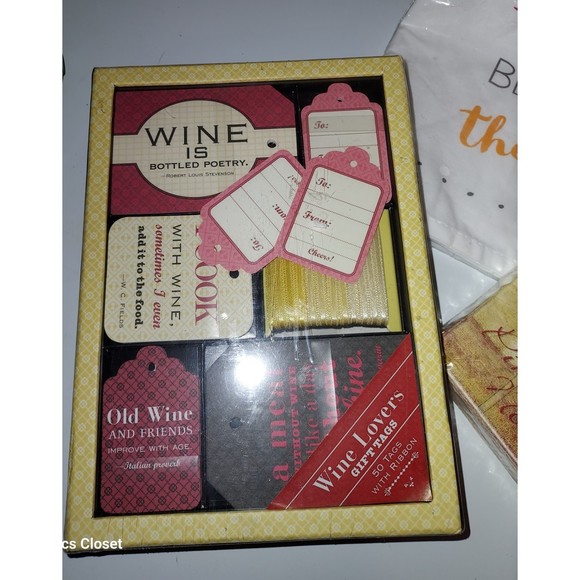 Wine Lovers Set Gift Tags Hand Towel Napkins Wine Markers Cocktail Shaker - Picture 5 of 10